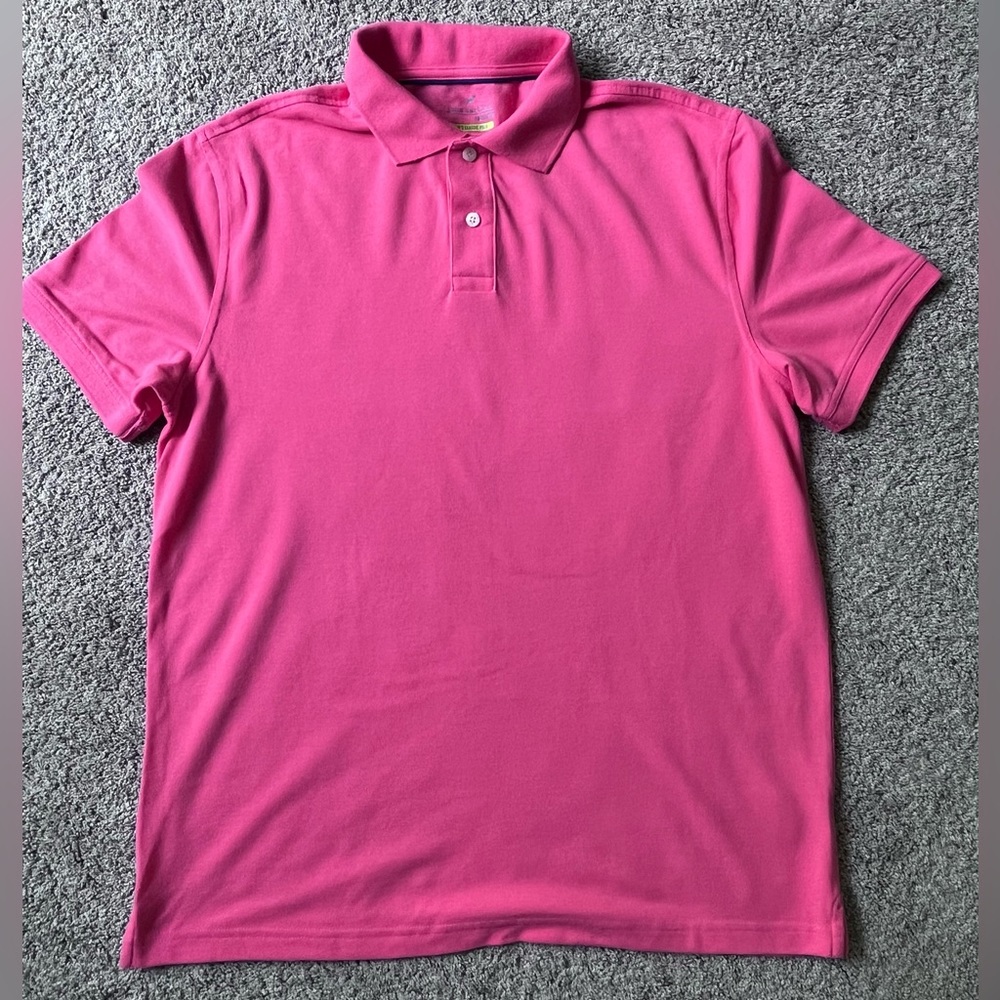 John Bartlett pink polo shirt, size Medium. Excellent preowned condition.